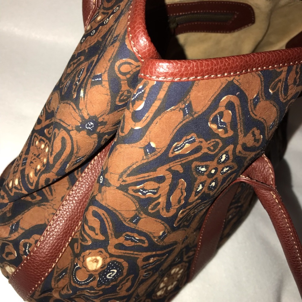 Brand new dark brown leather ethnic Batik Tote Bag - Picture 7 of 8